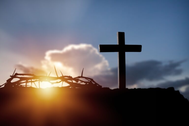 The,Sunset,Sky,,Wooden,Cross,Of,Jesus,Christ